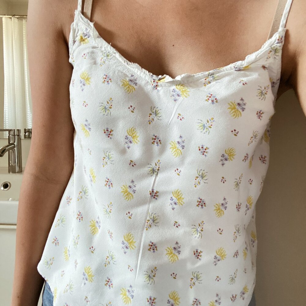 Minimalist White/Cream Sleeveless Top